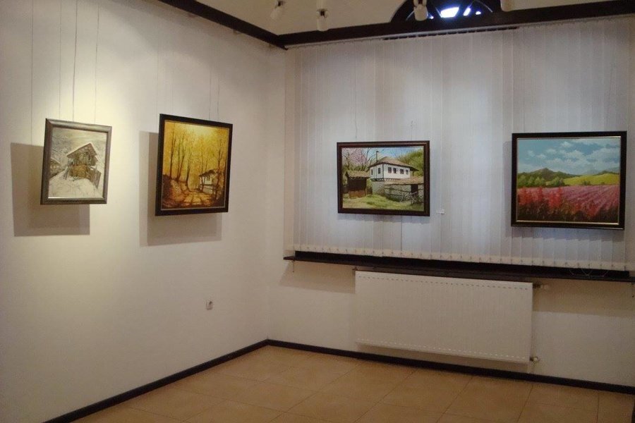 Градска художествена галерия "Асен и Илия Пейкови" - Севлиево