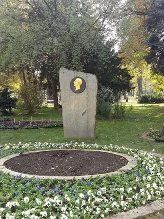 Паметник на цар Борис III - София