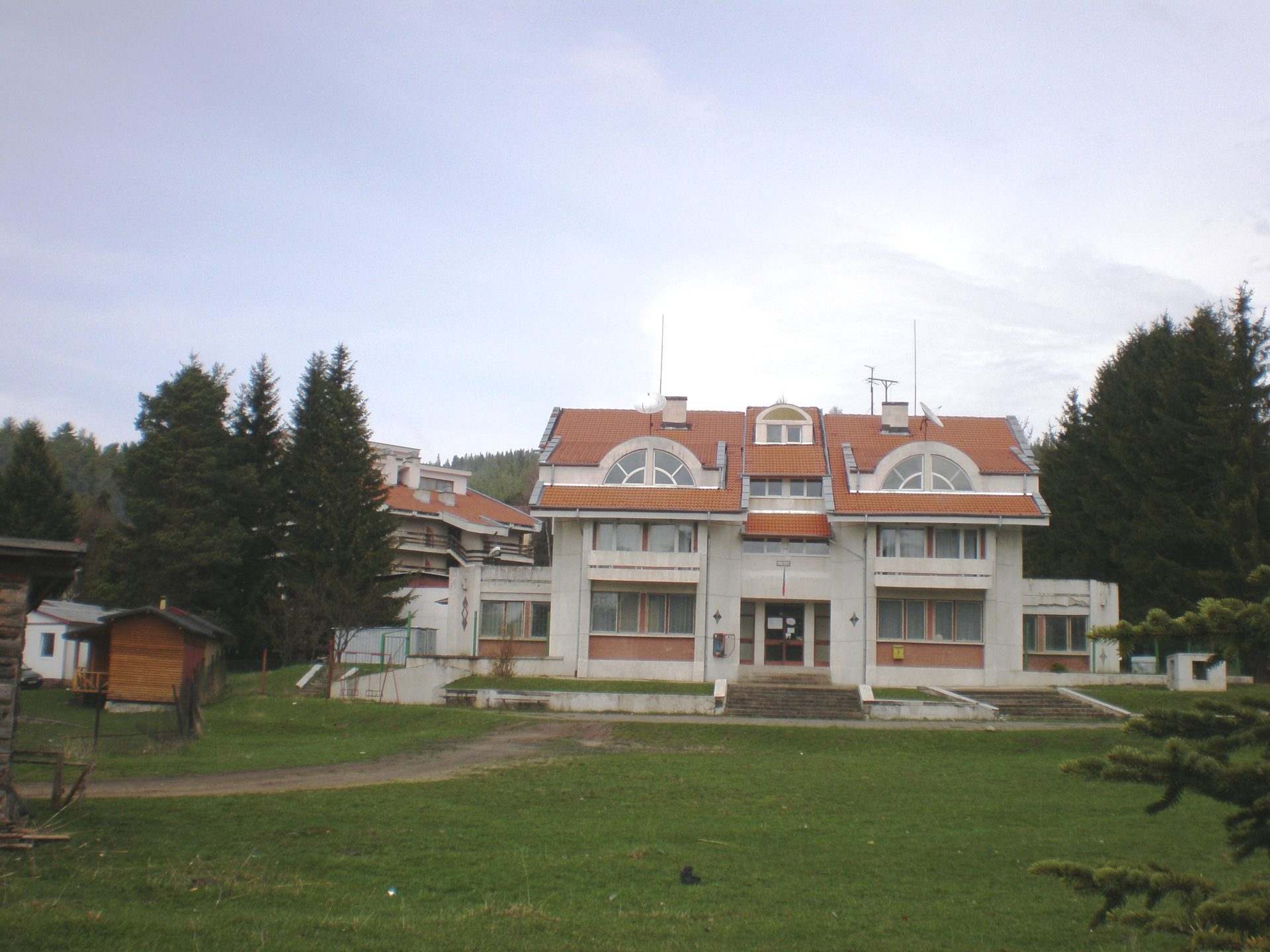Юндола