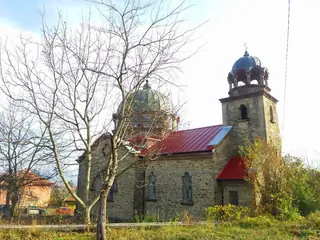 Църка "Св. Равноапостоли Константин и Елена" - с. Ловнидол