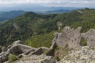 Крепостта Устра – Джебел