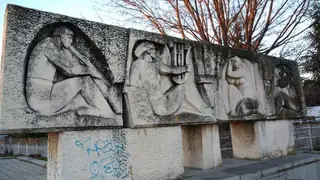 Паметник с релефи - Ямбол