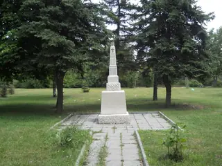Паметник на загиналите за Родината - Илиянци
