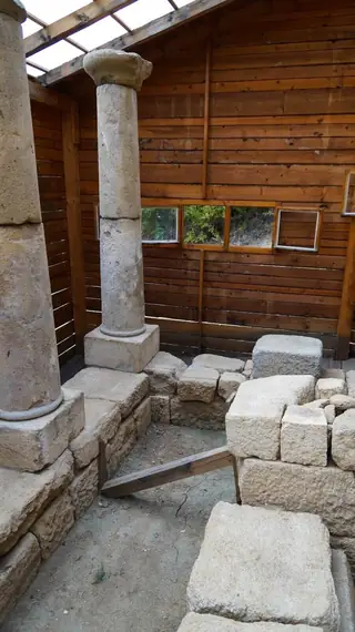 Тракийска могила "Хоризонт" - Старосел