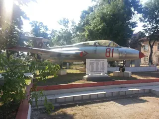 Паметна плоча на загиналите във войните - Орешец