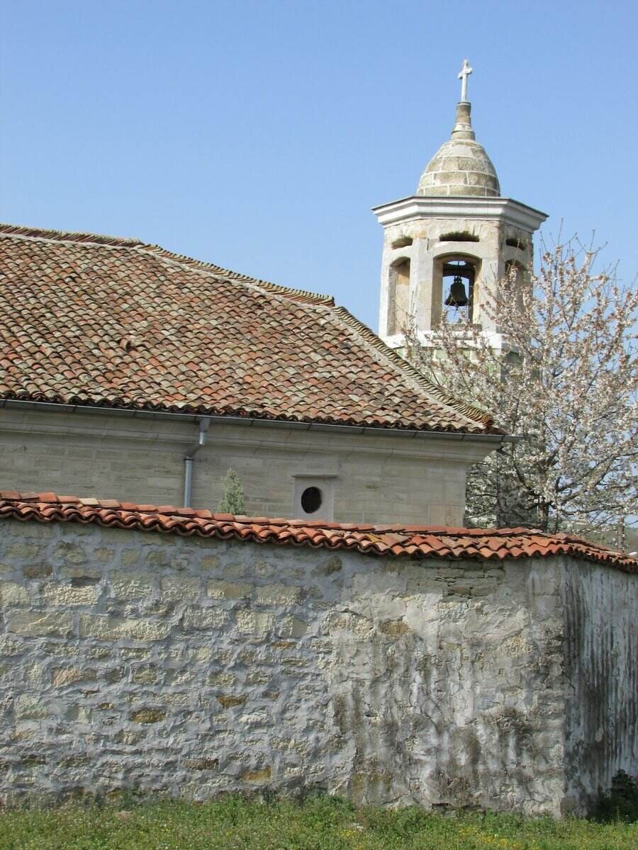 Църква "Св. Атанасий" - Белополяне