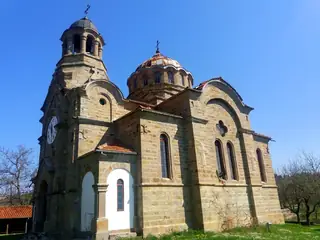 Църква "Св. Иван Рилски" - с.Сенник