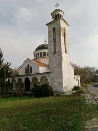 Храм "Свети Пророк Илия" - Долни Дъбник