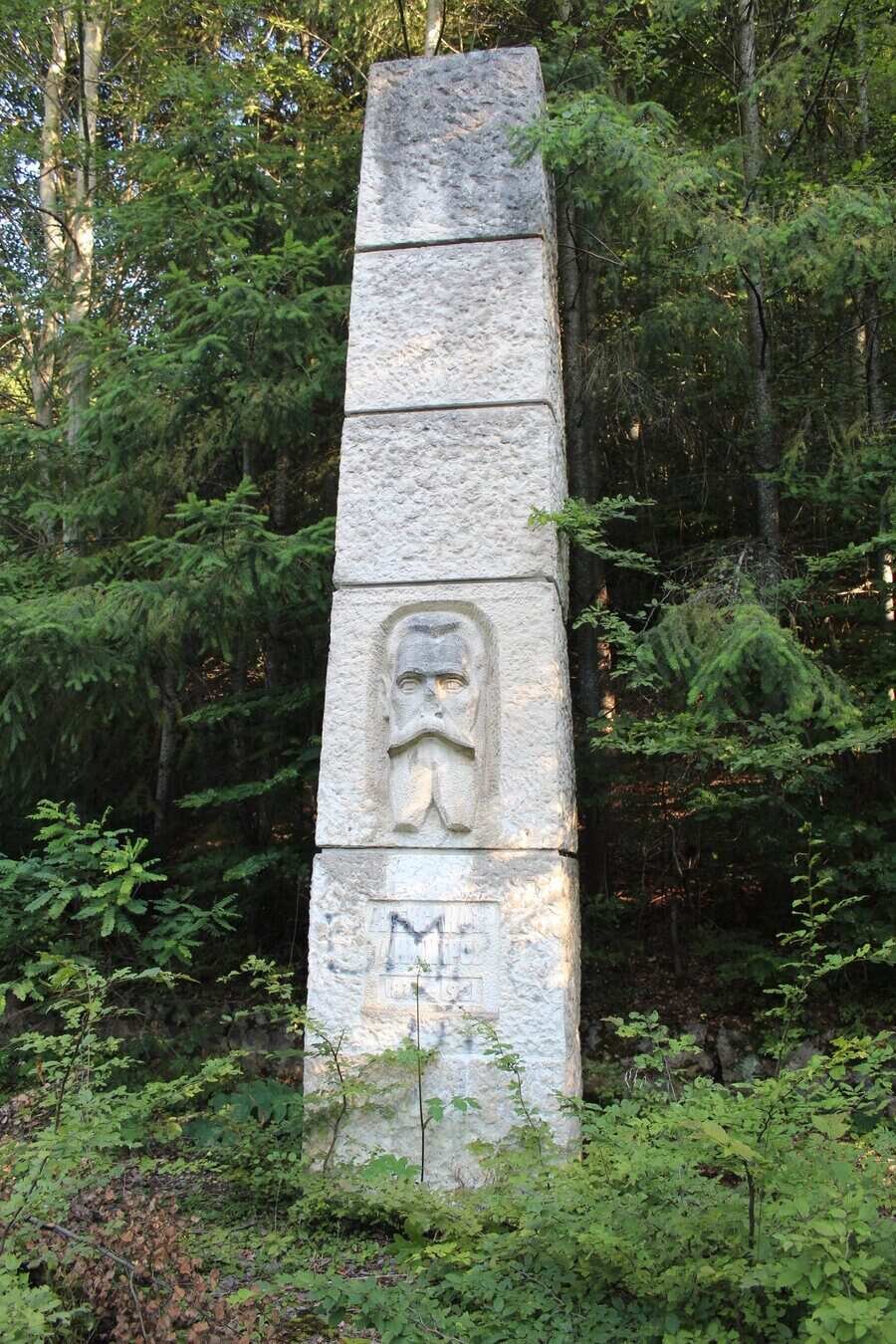 Паметник на Александър Димитров - Конявска планина