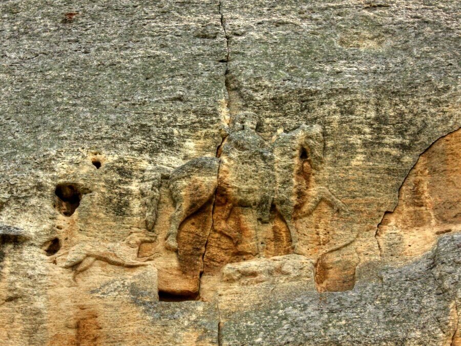 Мадарски конник