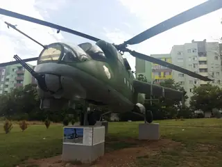 Боен вертолет МИ-24 в Артилерийски парк - Стара Загора