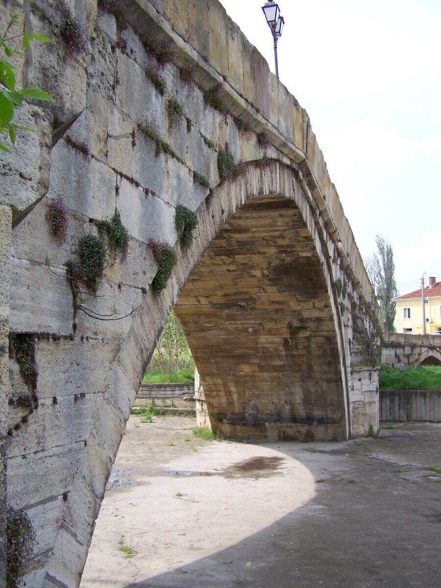 Гърбавият мост - Харманли